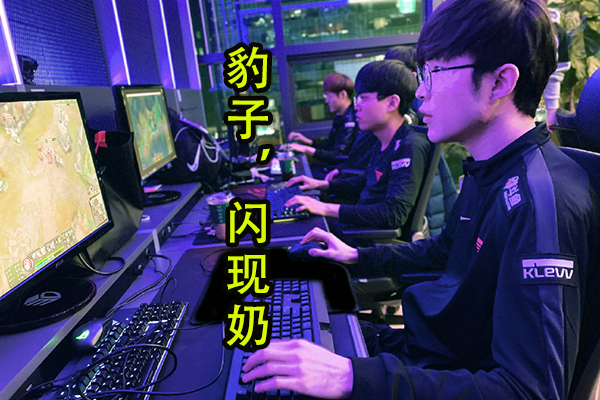 红蓝大战:团队拼搏闪现风采的简单介绍 红蓝大战:团队拼搏闪现风采的简单介绍