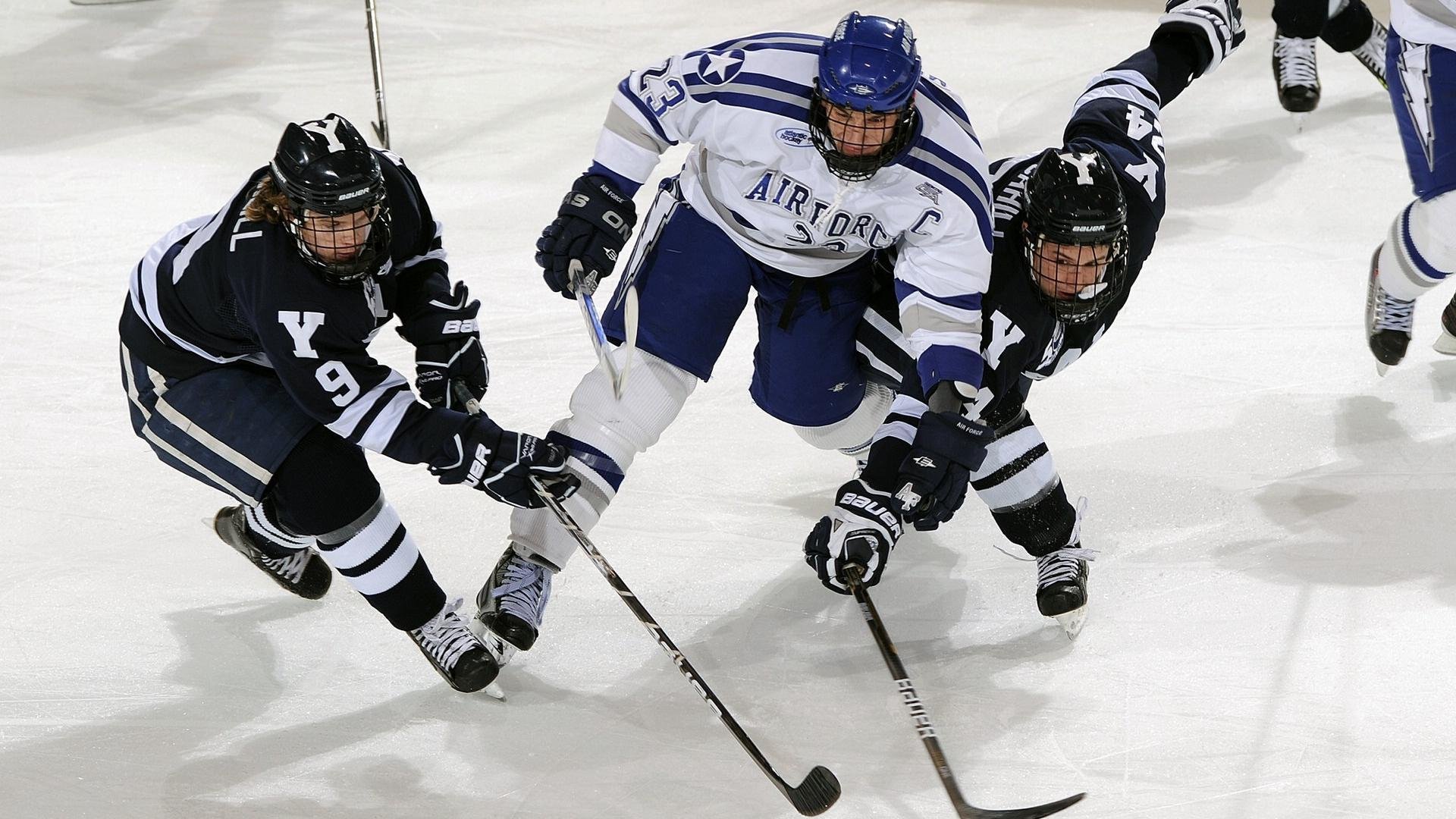 欧冠决赛之夜，布克攻防转换核心